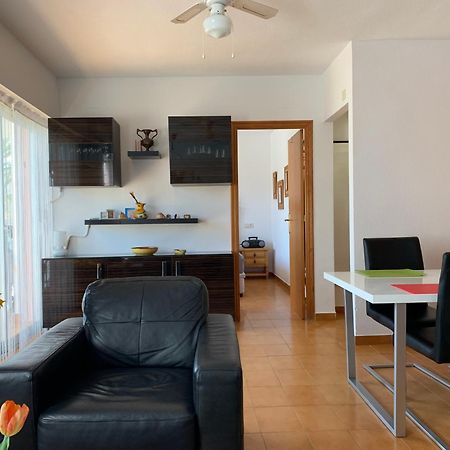 Apartment With Side Seaview 60 Meters From Sea Торевьиа Экстерьер фото