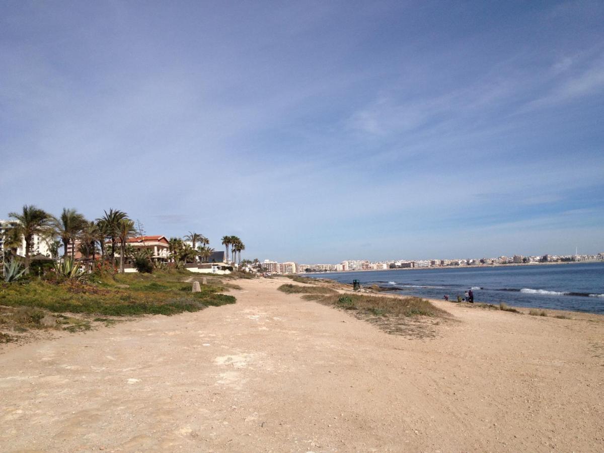 Apartment With Side Seaview 60 Meters From Sea Торевьиа Экстерьер фото