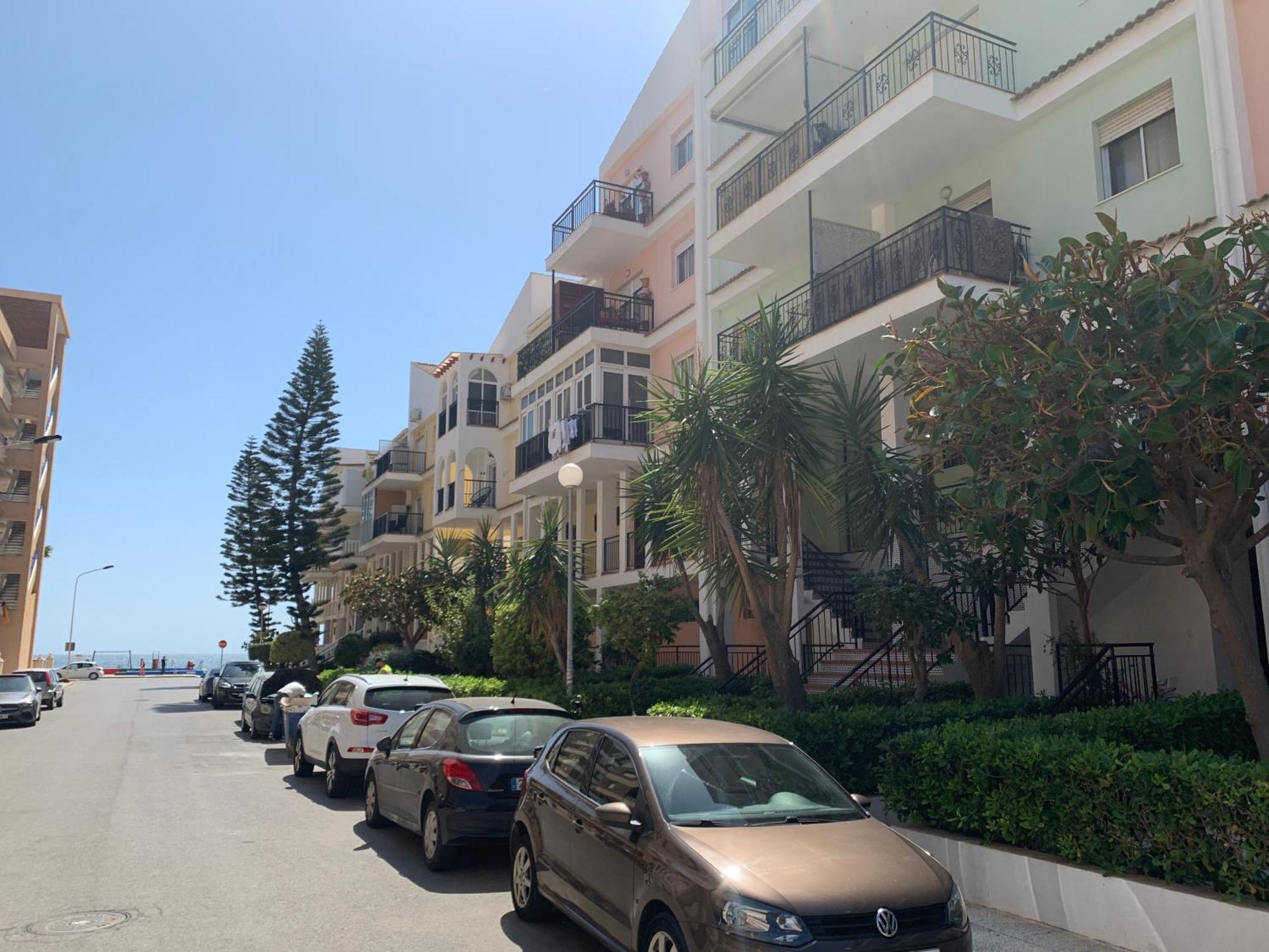 Apartment With Side Seaview 60 Meters From Sea Торевьиа Экстерьер фото